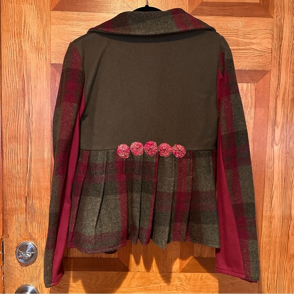 Unique Wool Floret Jacket *NWT* - Picture 4 of 12